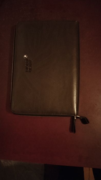 Папка для документов бренд.