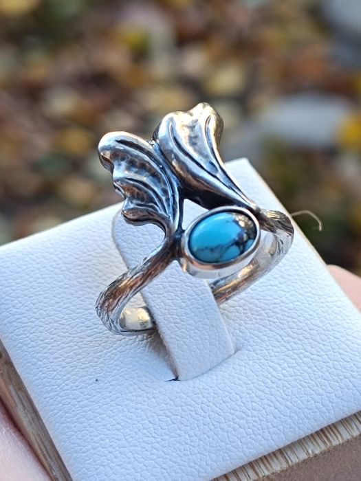 Vechi inel din argint de 925, cu cabochon turcoaz