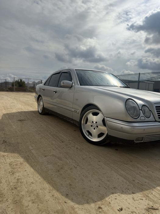 Mercedes Benz w210 E280