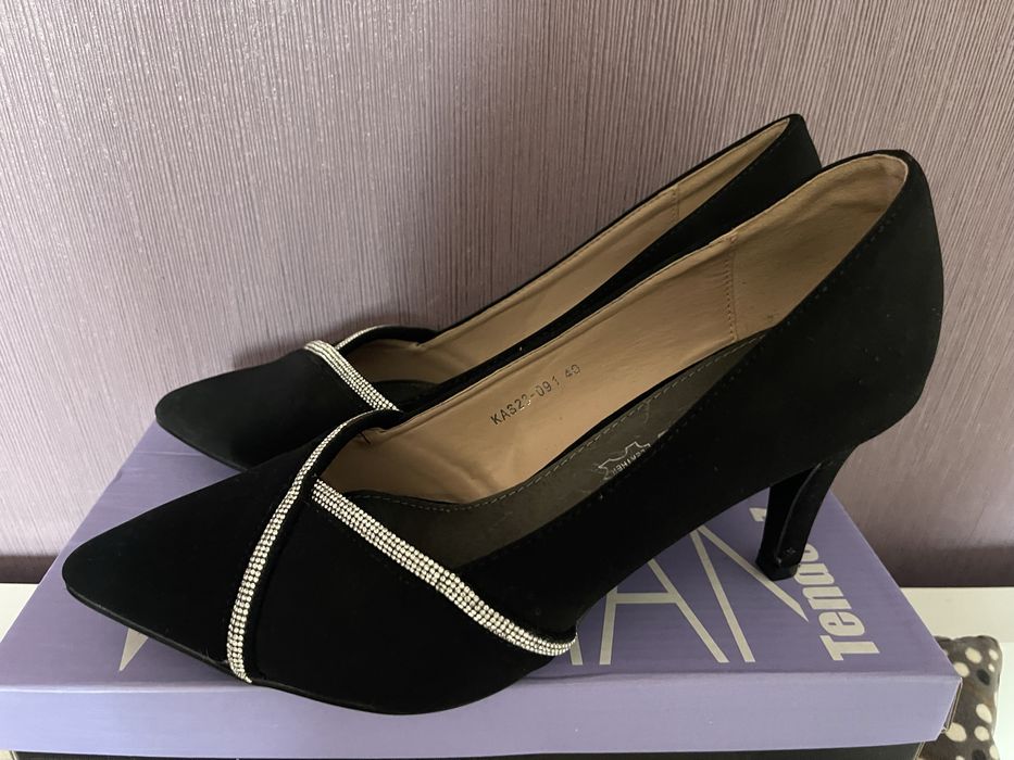 Дамски обувки на ток