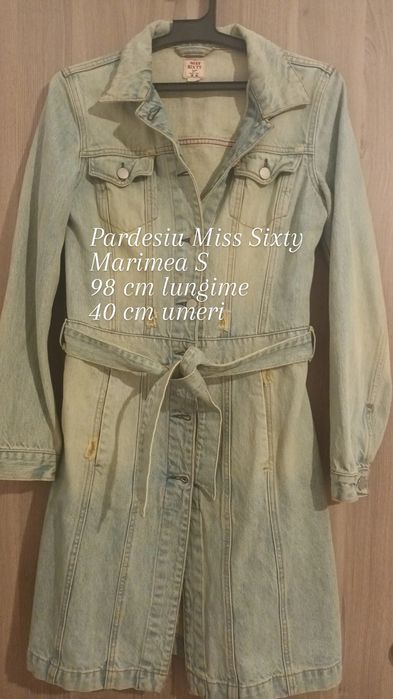 Pardesiu blugi marimea S- 50 lei