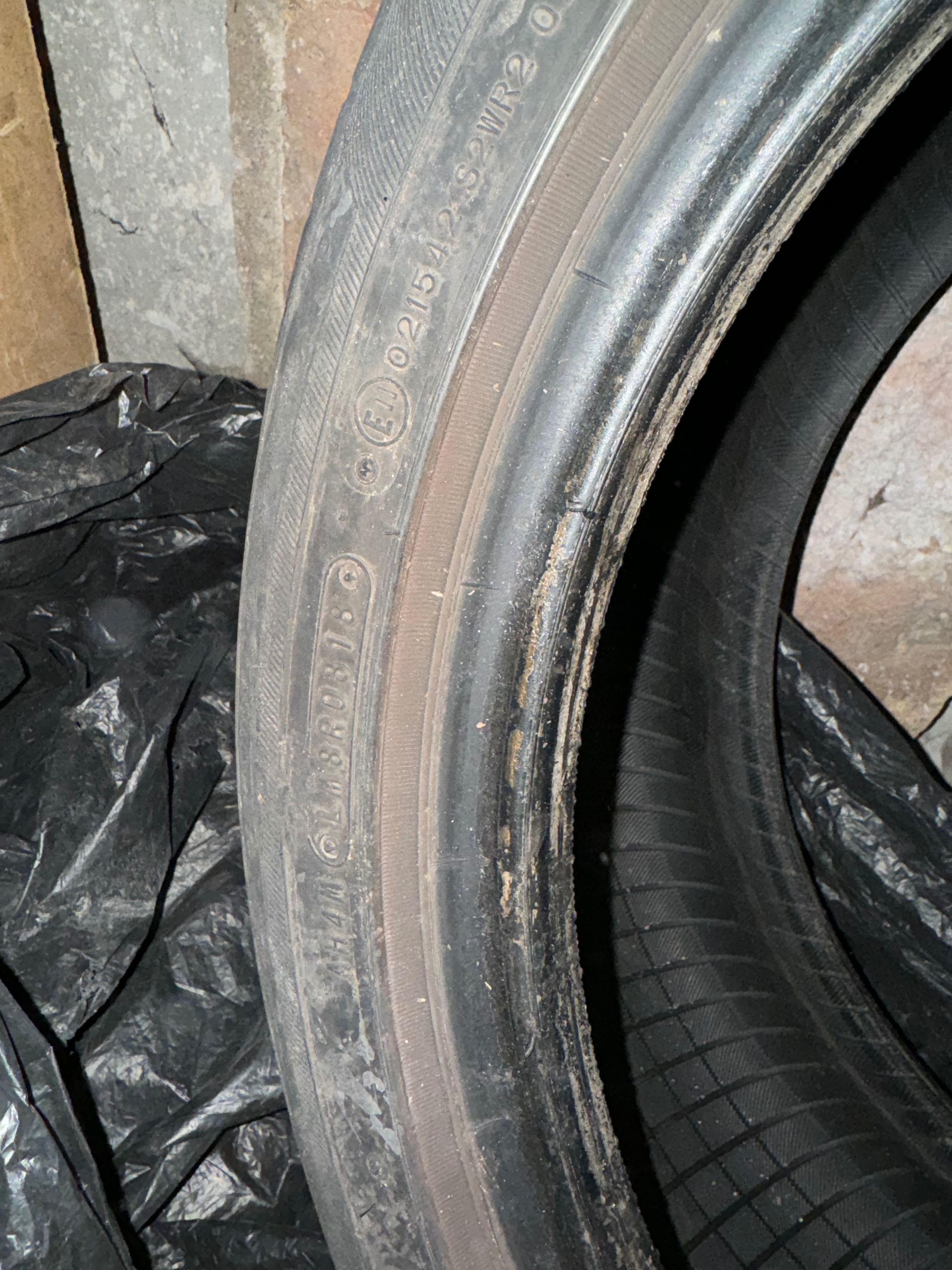 Летни гуми Falken 2 броя 215/50/17 дот 2018