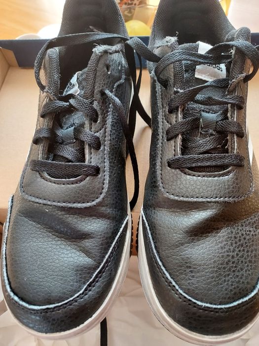 Спортни обувки Адидас 38.5