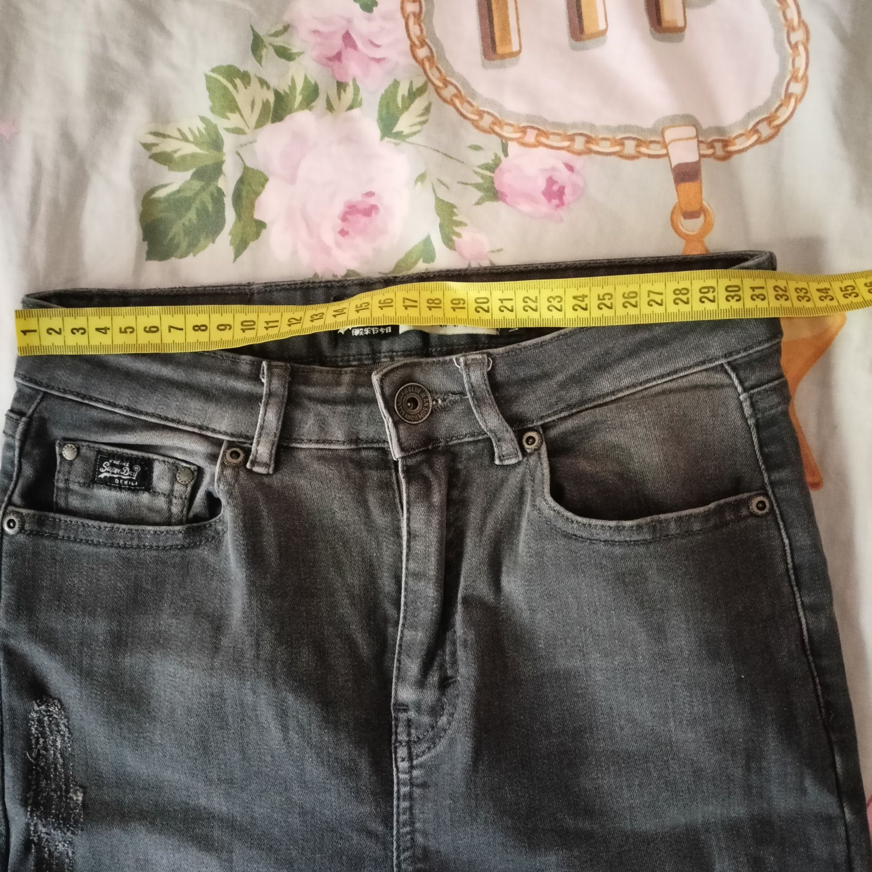 Сиви дънки Superdry