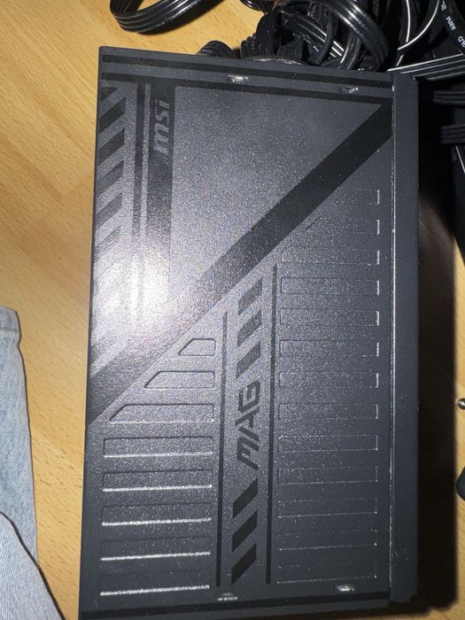 Sursă Msi 500w MAG A500DN