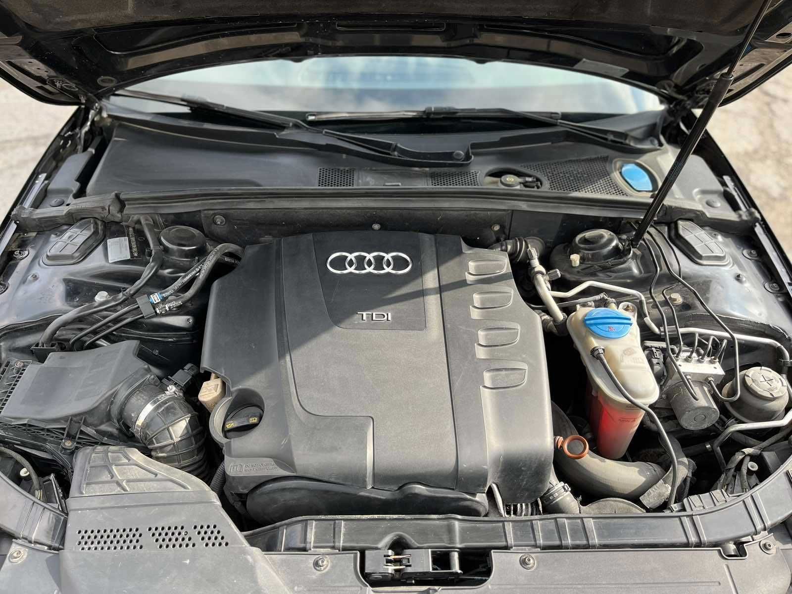 Audi A4 2,0 tdi S-line