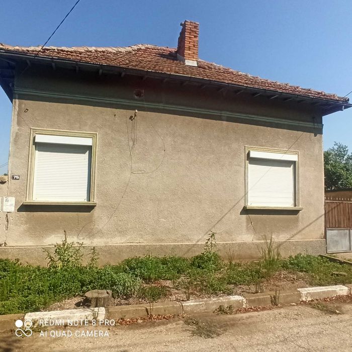 Продава КЪЩА    
област Плевен, с. Ореховица