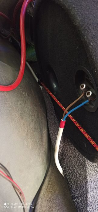 Vand subwoofer auto Magnat ( tub de bass )