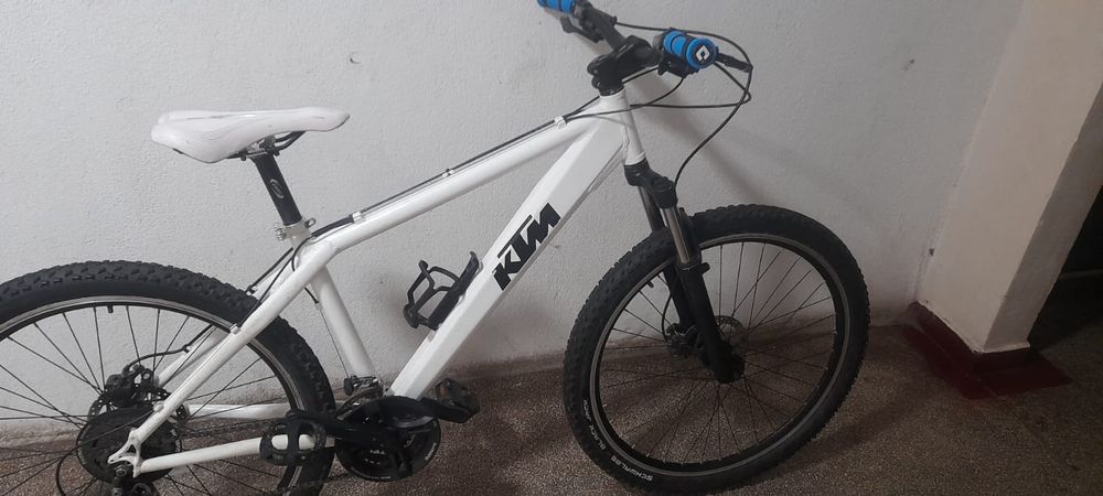 Vand bicicleta KTM