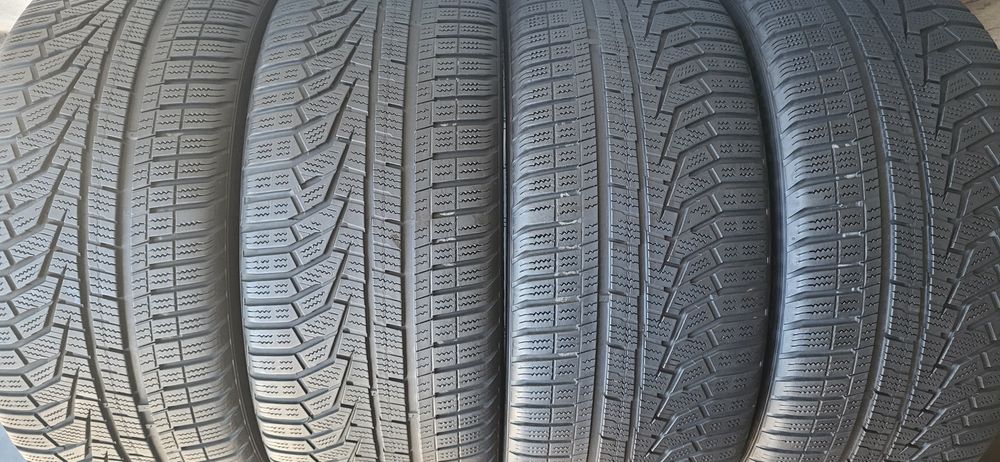 4 anvelope 225 40 18  hankook de iarna