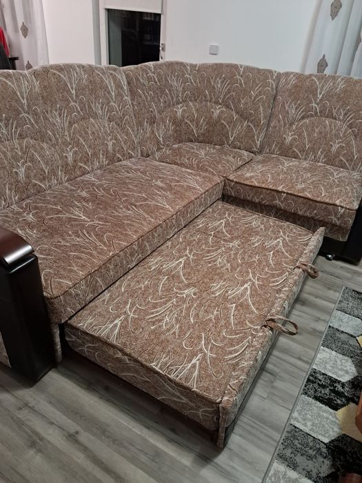 Coltar canapea de vânzare