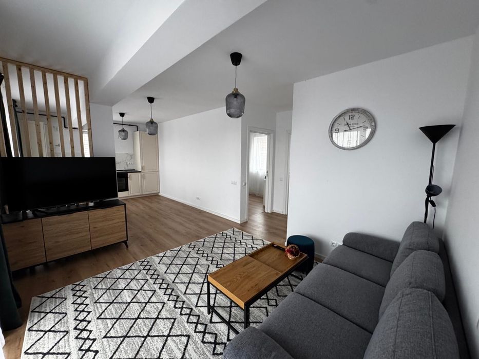 Apartament cochet cu terasa. priveliste superba.Omnia