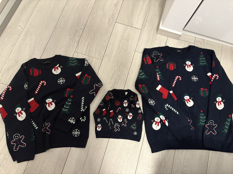 Set 3 pulovere de familie