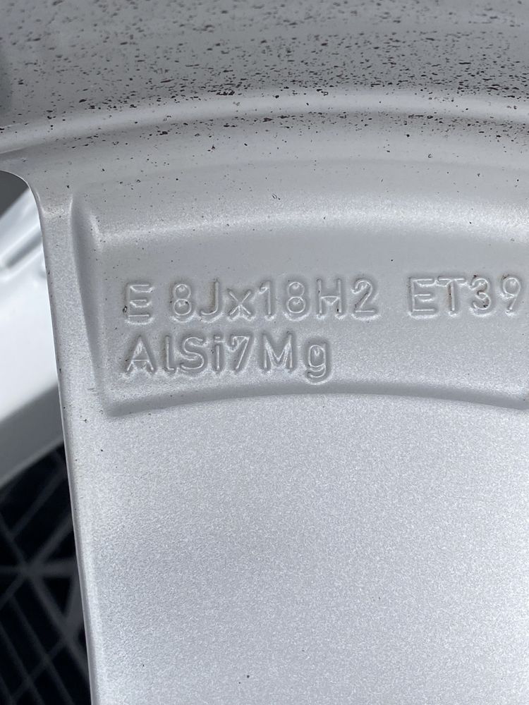18 цола 5 х 112 мм Ауди , Audi A 6 , A 4 , A 3 , Q 5