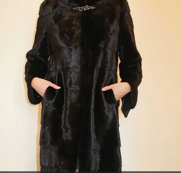 Норковая шуба, черная
