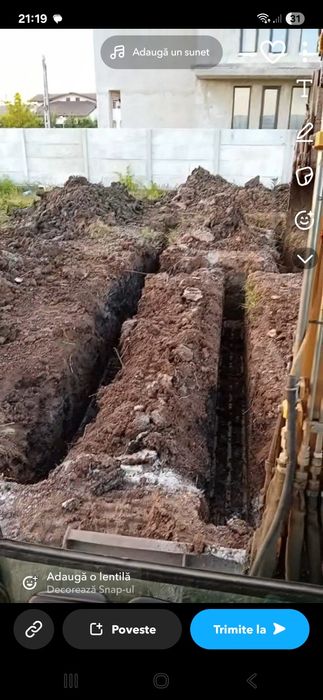 Inchiriez/ Execut săpături cu excavator de 3.5T