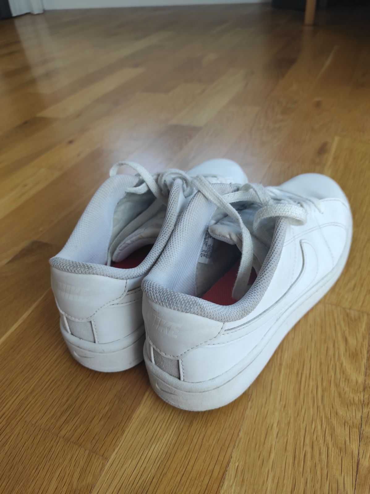 Кецове Nike Court Royale 2, номер 42