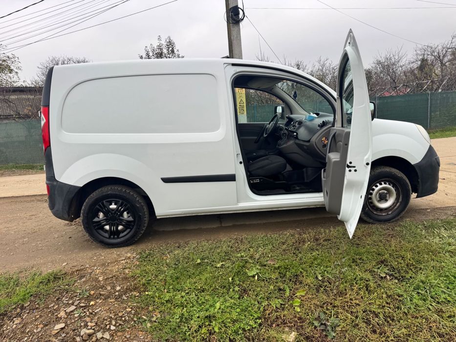 Vând Renault Kangoo