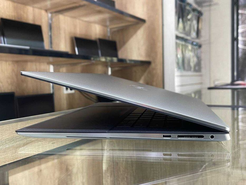 Ultrabook DELL Precision 5550 Core i7-10750H ram 16 ssd 256/ T1000 4gb