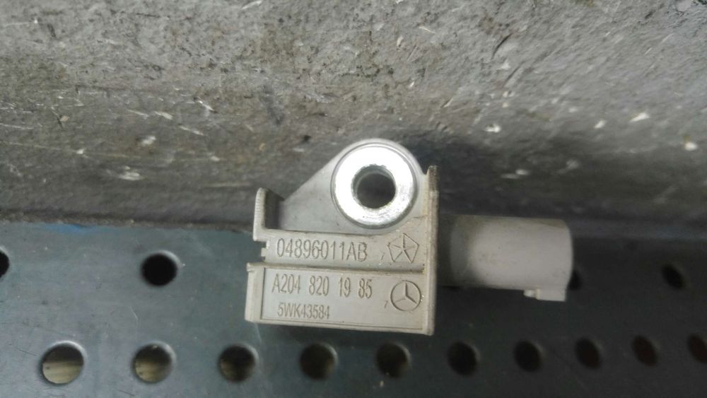 Senzor impact mercedes c class w204 a2048201985 04896011ab
