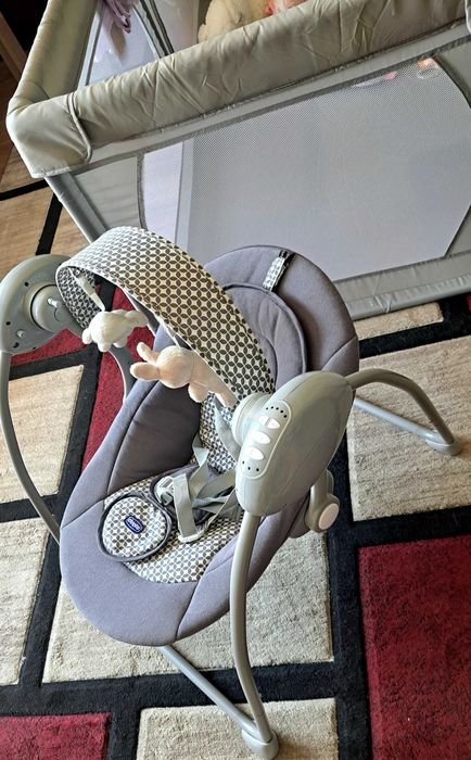 Balansoar bebe muzical Chicco Relax & Play