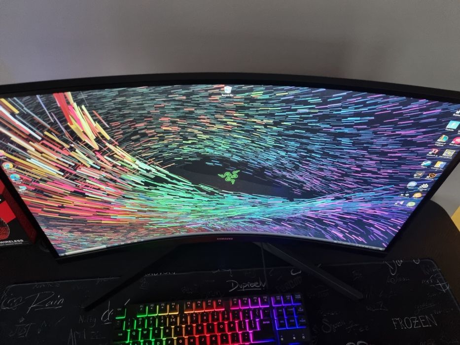 Samsung Odyssey G5 27" 144hz , 2k