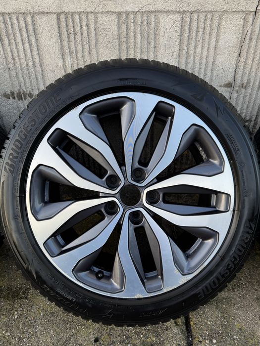 Jante Renault R18 cu anvelope de IARNĂ Bridgestone si senzori presiune