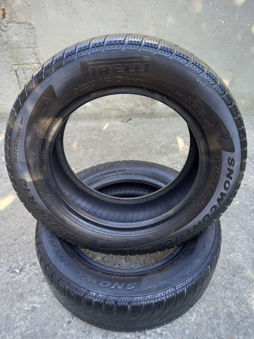 Triple semnalizare Ford Fiesta/Cauciucuri de iarnă PIRELLI 185/60 R14