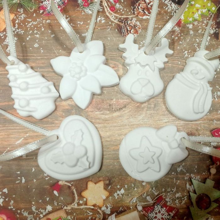 Гипсовые елочные фигурки для раскрашивания.
Ёлочная игрушка, ребенок м