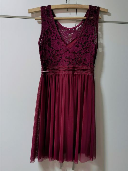 Rochie lejeră cu dantelă