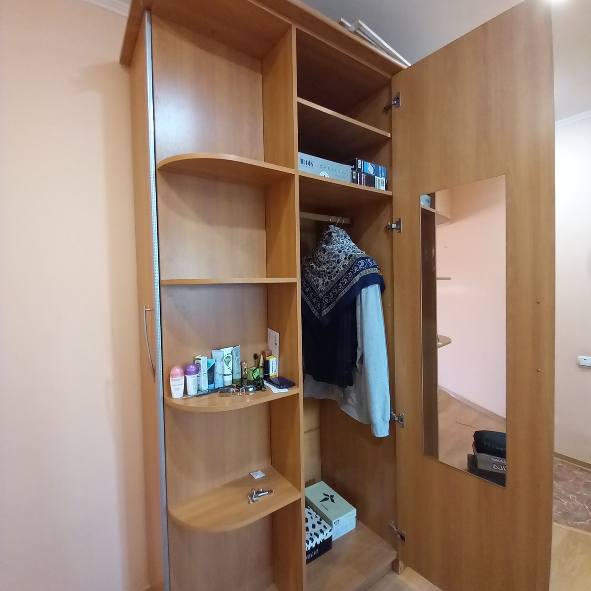 Мебель в прихожую