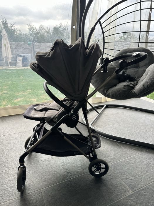 Cybex Melio Soho grey cu husa de ploaie si suport pahar