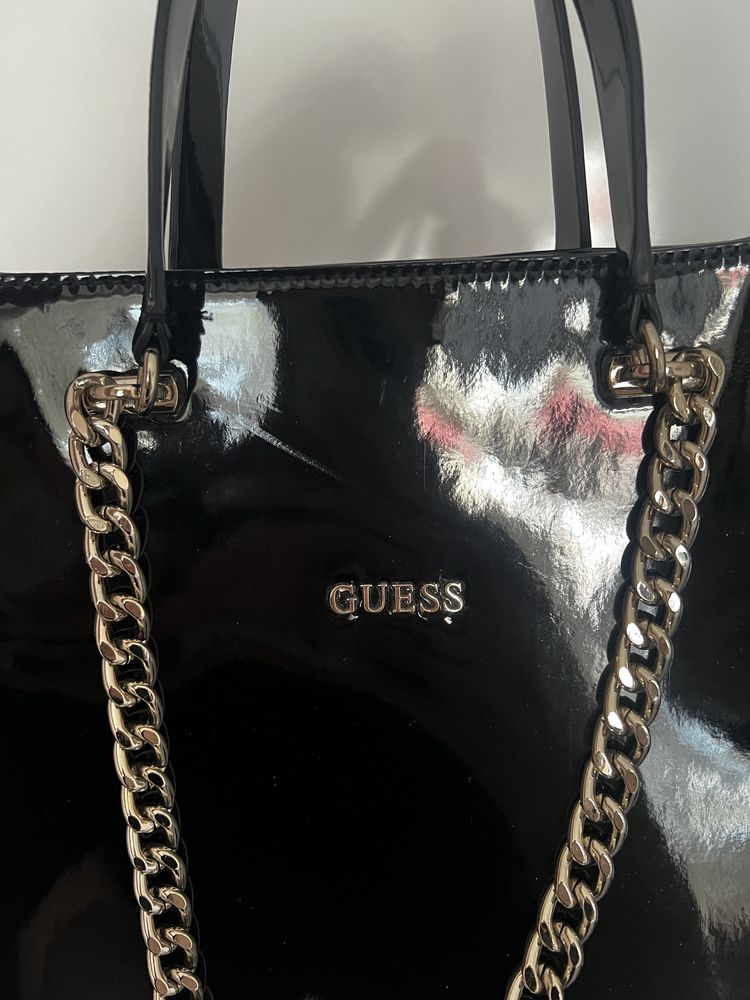 Чанта Guess