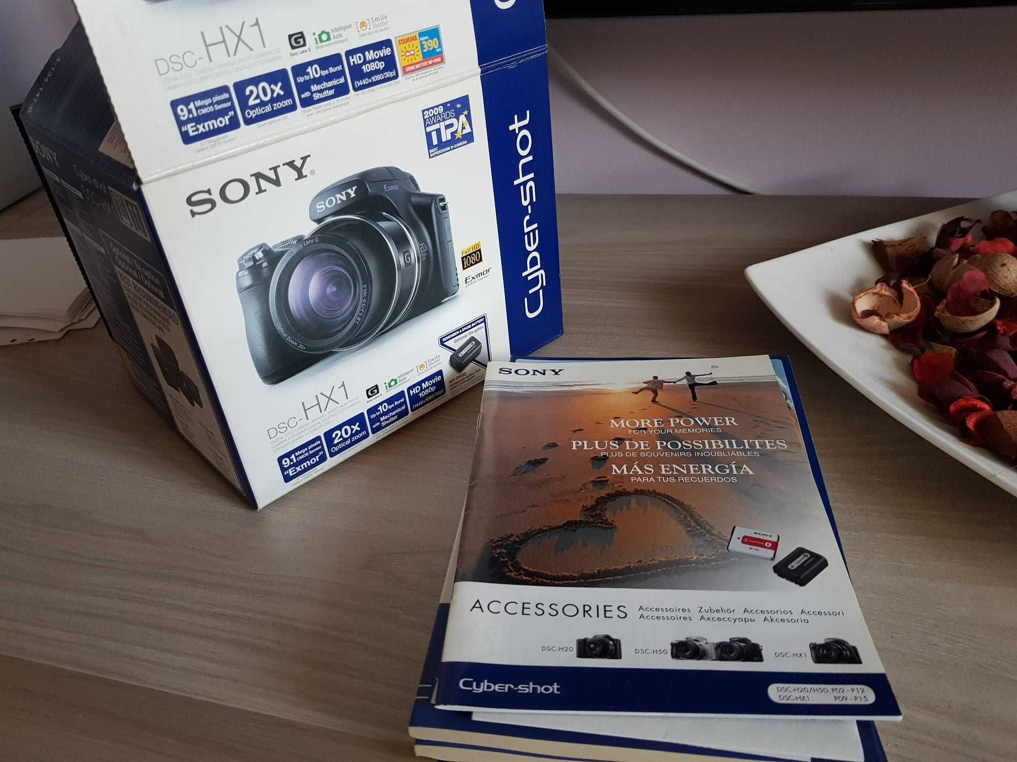 Camera foto Sony Cybershot DSC-HX1, Zoom Optic 20x + card memorie 8GB