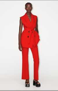 Червен костюм Zara