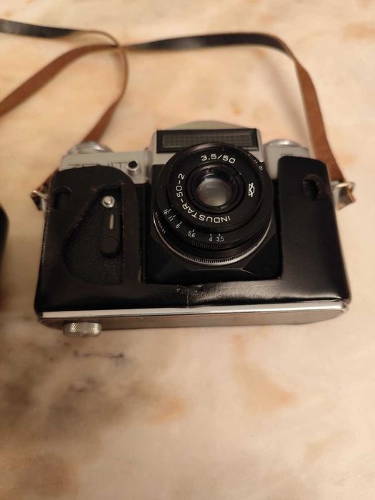 Фотоапарат Зенит Е