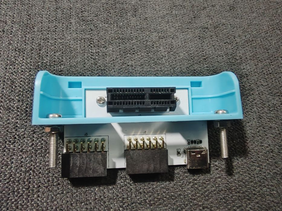 ESP32-S3-BOX-3 cu touchscreen + cutie originală