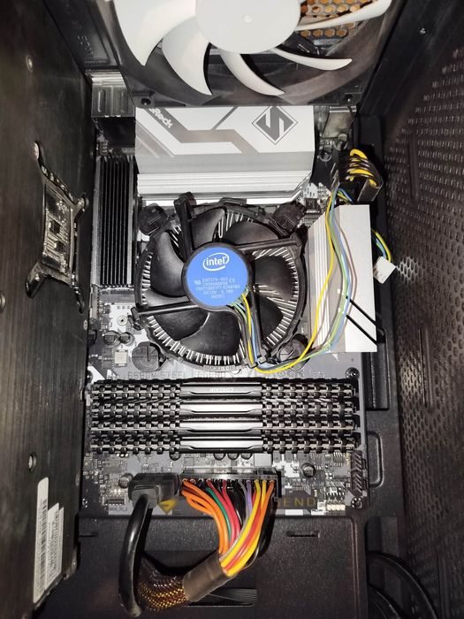 ASRock B560M Steel Legend + Intel i5-10400F + 32GB DDR4 4x8GB, 3000MH