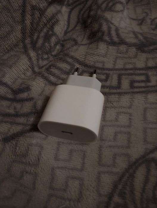 Оригинальный блок Apple