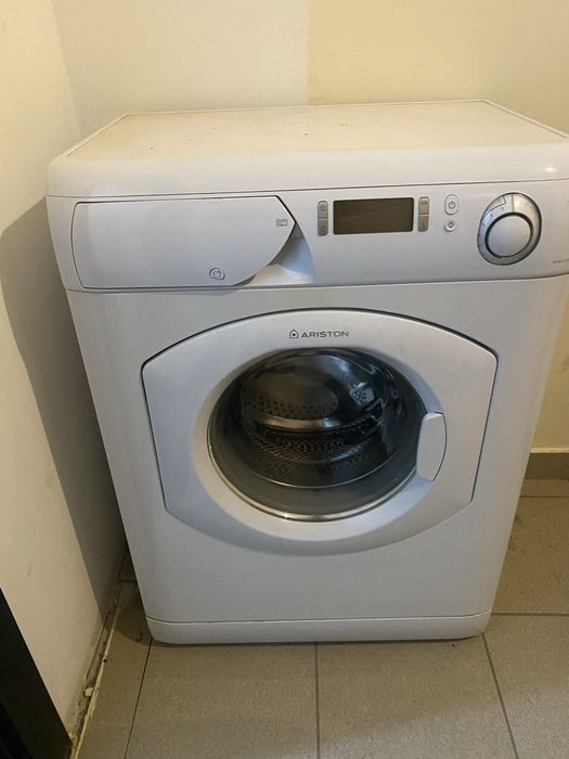 Отдам стиральную машинку