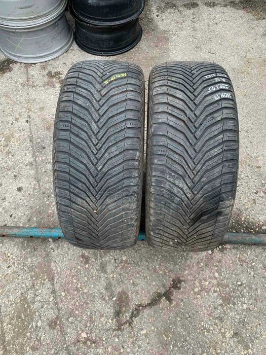 2 бр Зимни Гуми Michelin 255/45 R18 DOT 2122 грайфер 6мм ном 16