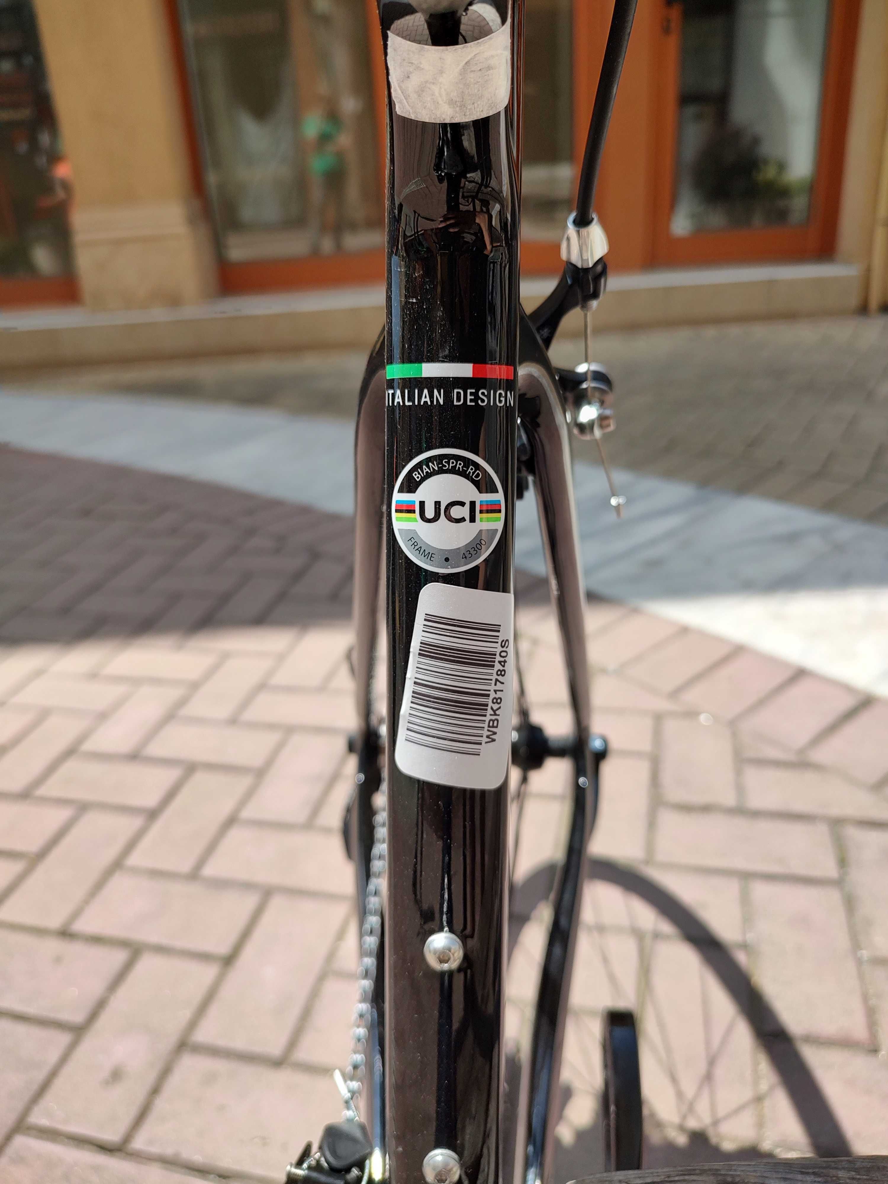 НОВ КАРБОНОВ велосипед Bianchi 2x11 Shimano 105 с гаранция