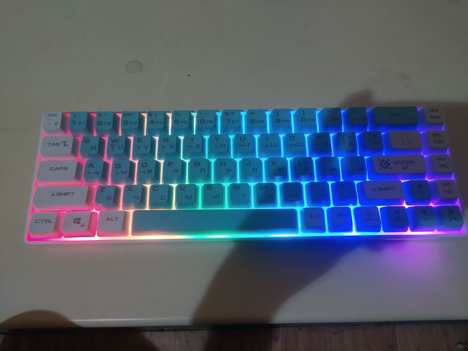 Продам клаву defender