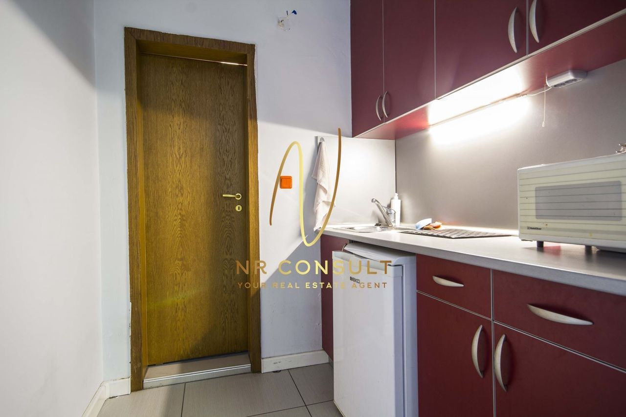 Дава се под наем Офис в София, Борово - 124 кв.м за 990 € - Снимка #9