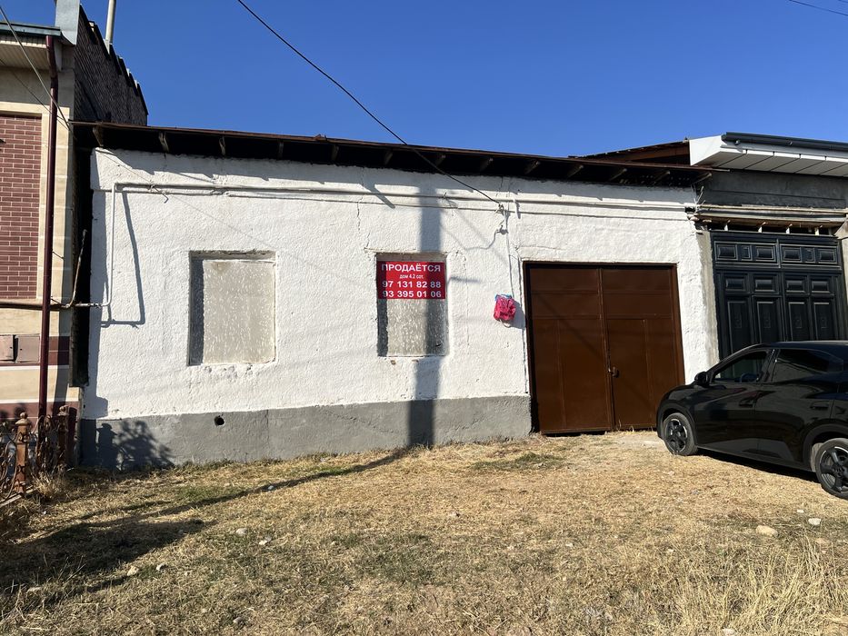 Xovli sotiladi 4.2 sot. +0.4