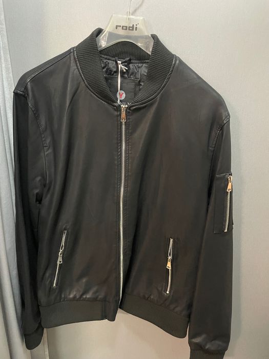 Стилно Кожено яке