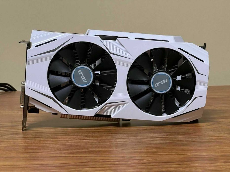 ASUS DUAL GeForce GTX 1070 OC Edition 8GB GDDR5 Гейм Видеокарта