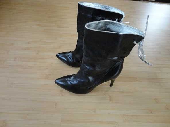 Cizme Sveta NOI trei sferturi din piele fina marimea 39