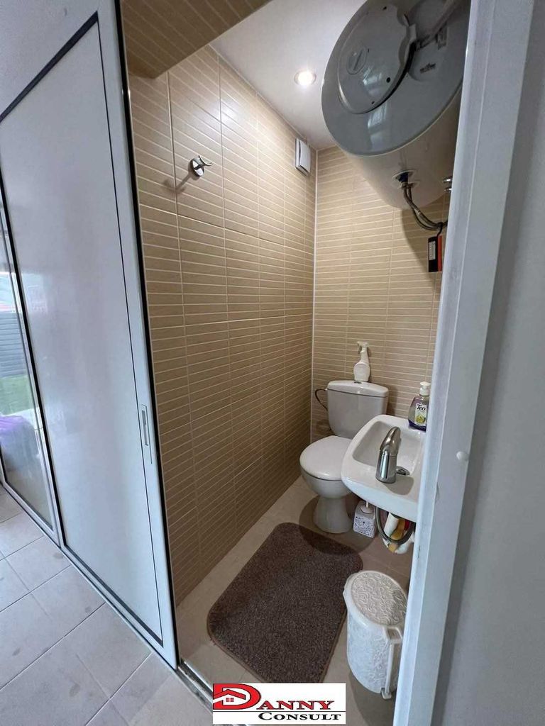 Продава се Етаж от къща в Велико Търново, Акация - 60 кв.м за 2000 €/кв.м - Снимка #8