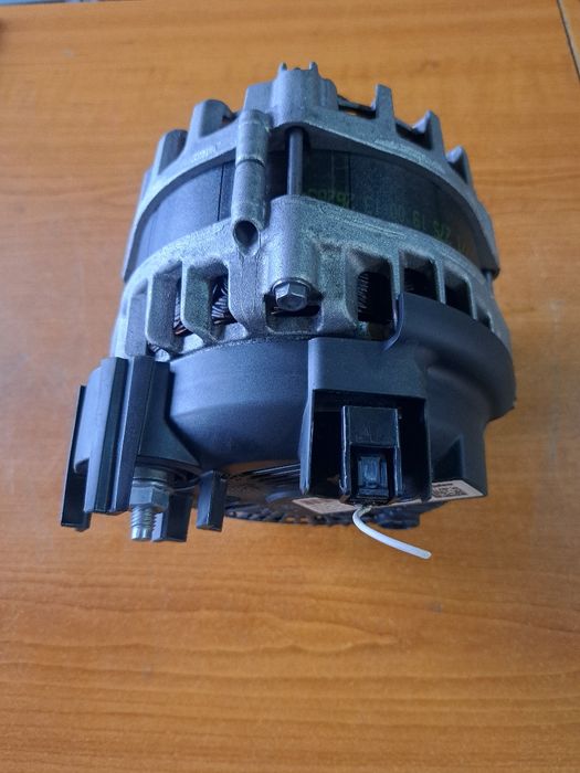 Alternator Dacia Mercedes Renault Nissan 1.5 Blue DCI  180A